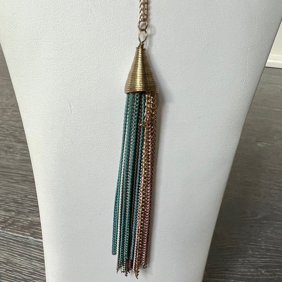 Gold tone long necklace with multi-color tassel - Picture 3 of 8